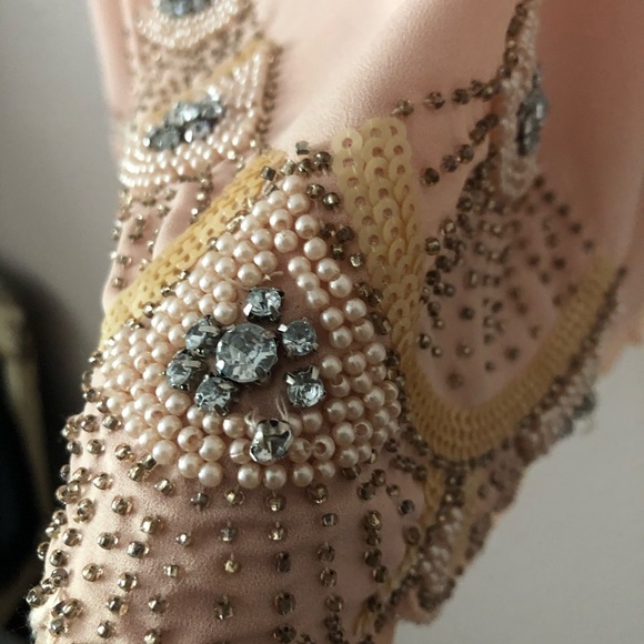 MM Couture scalloped edge peach blouse - Picture 3 of 4